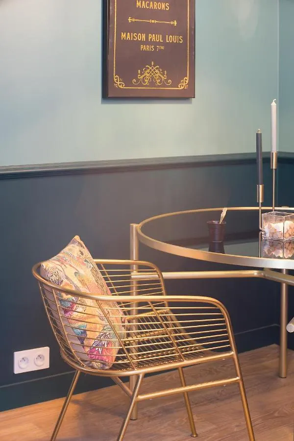 Bed and breakfast The Charming Trocadero Eiffel Tower *